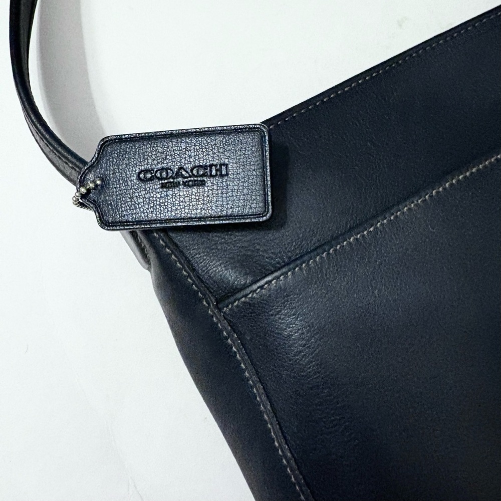 COACH Vintage Bleecker
Shoulder Bag, Black Leather - Picture 7 of 8